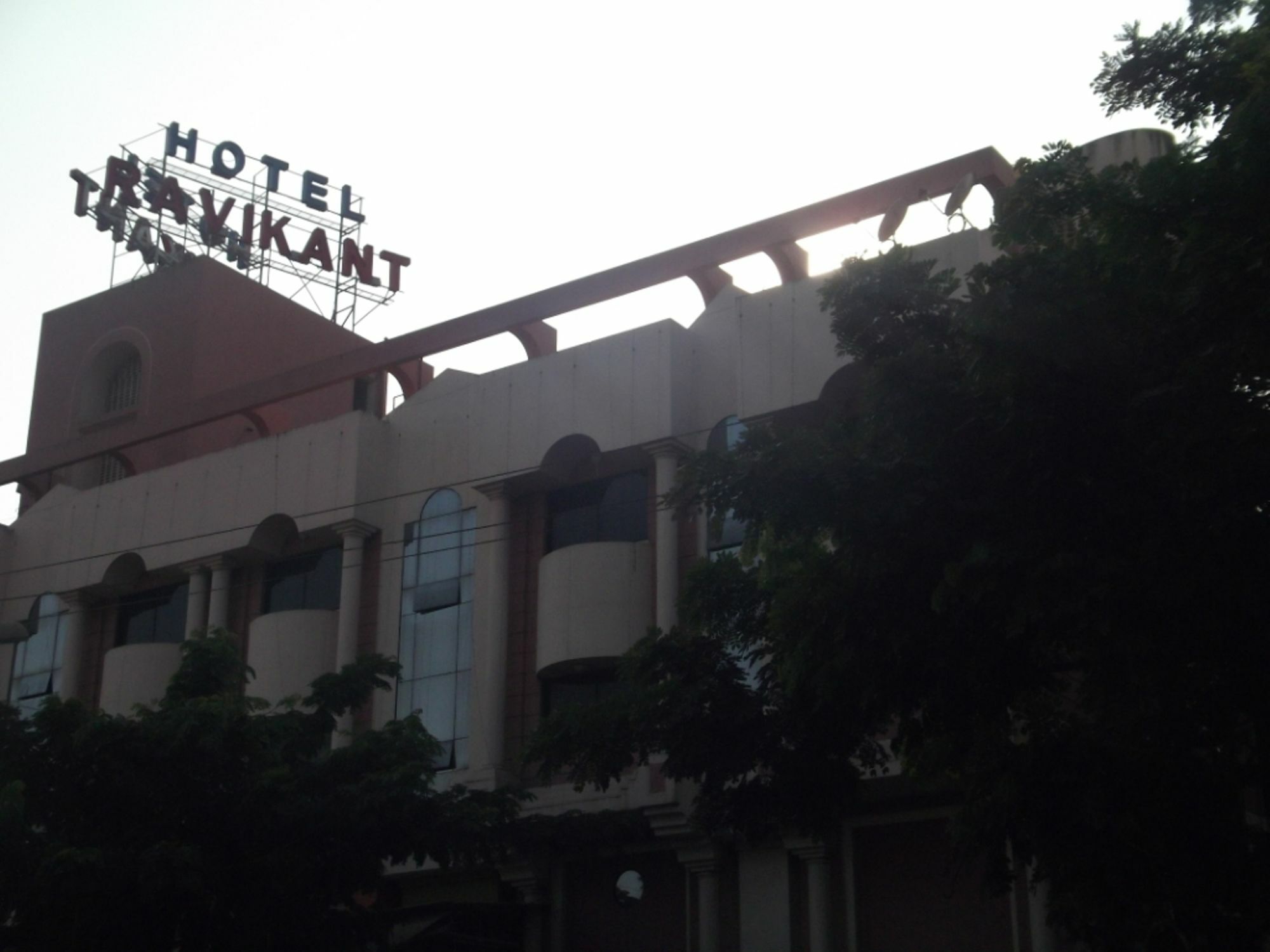 Hotel Ravikant Púna Kültér fotó